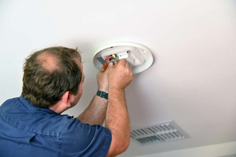 How to Install a Ceiling Lamp Holder