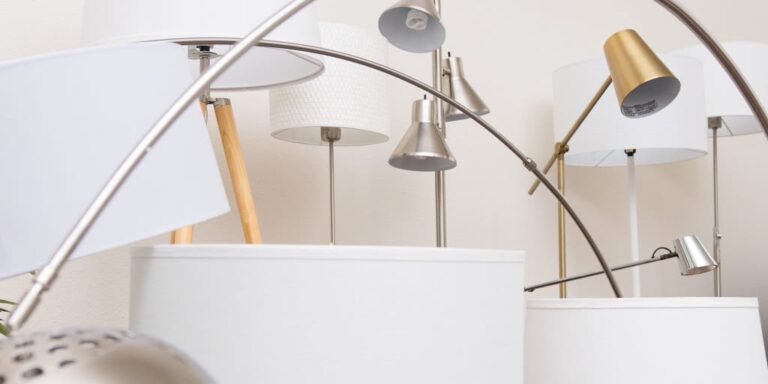 How to Shorten a Ceiling Lamp Cord