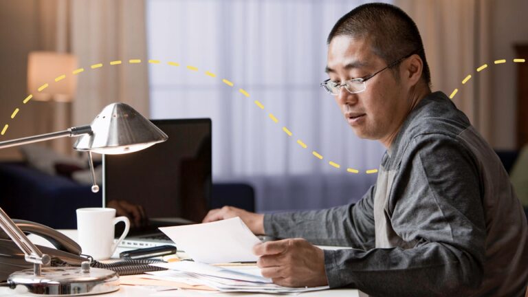 What is a Desk Lamp