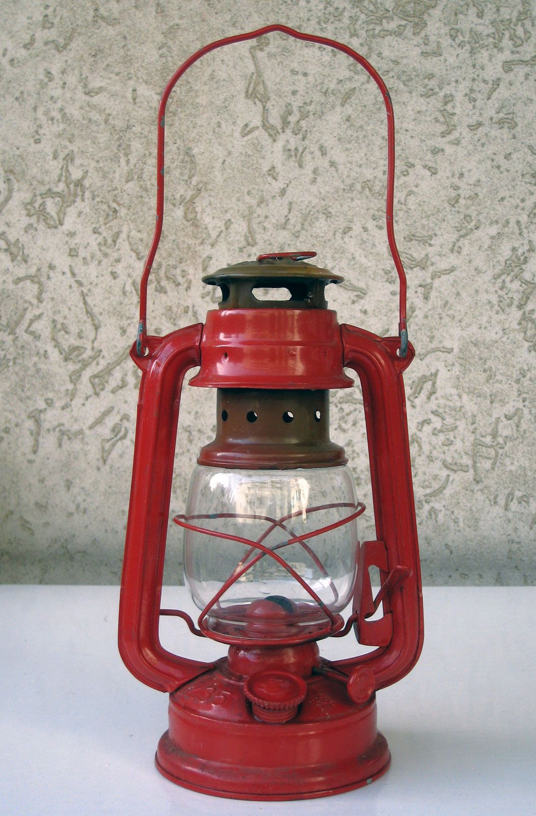 How to Light an Oil Lamp for the First Time