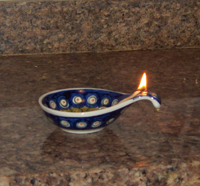 how to make an olive oil lamp