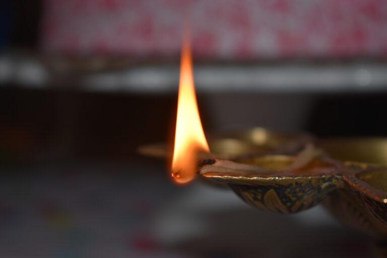 how to make your own oil lamp wick
