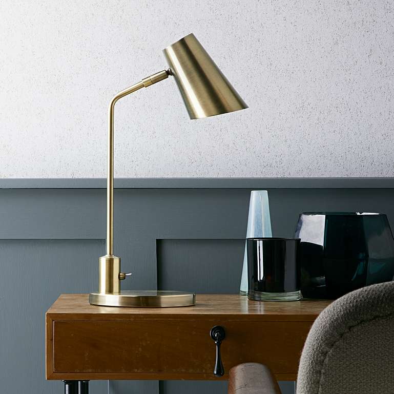 How To Choose A Desk Lamp