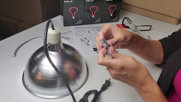 How to Assemble a Heat Lamp