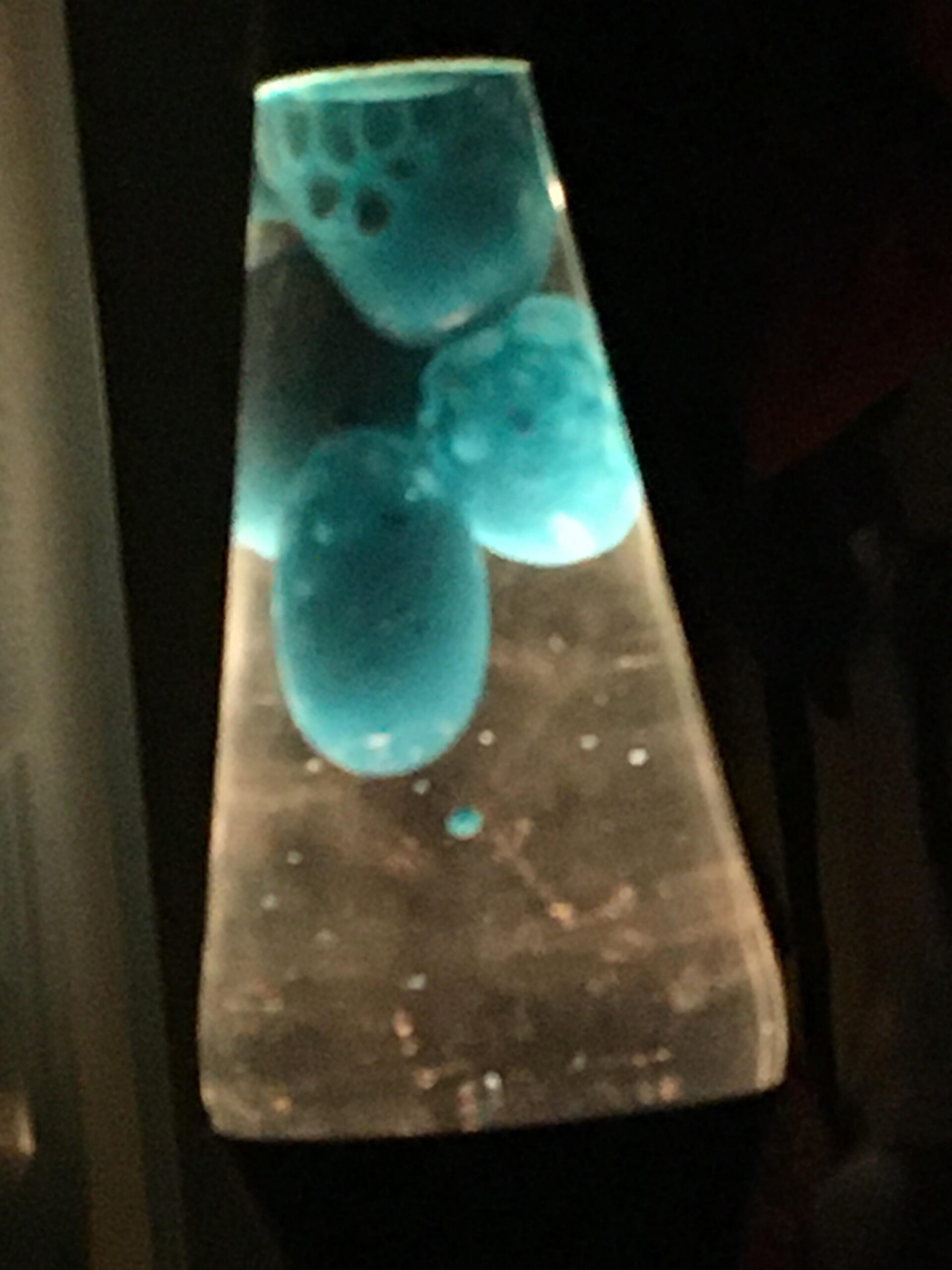 How to Fix Bubbles in Lava Lamp Wax