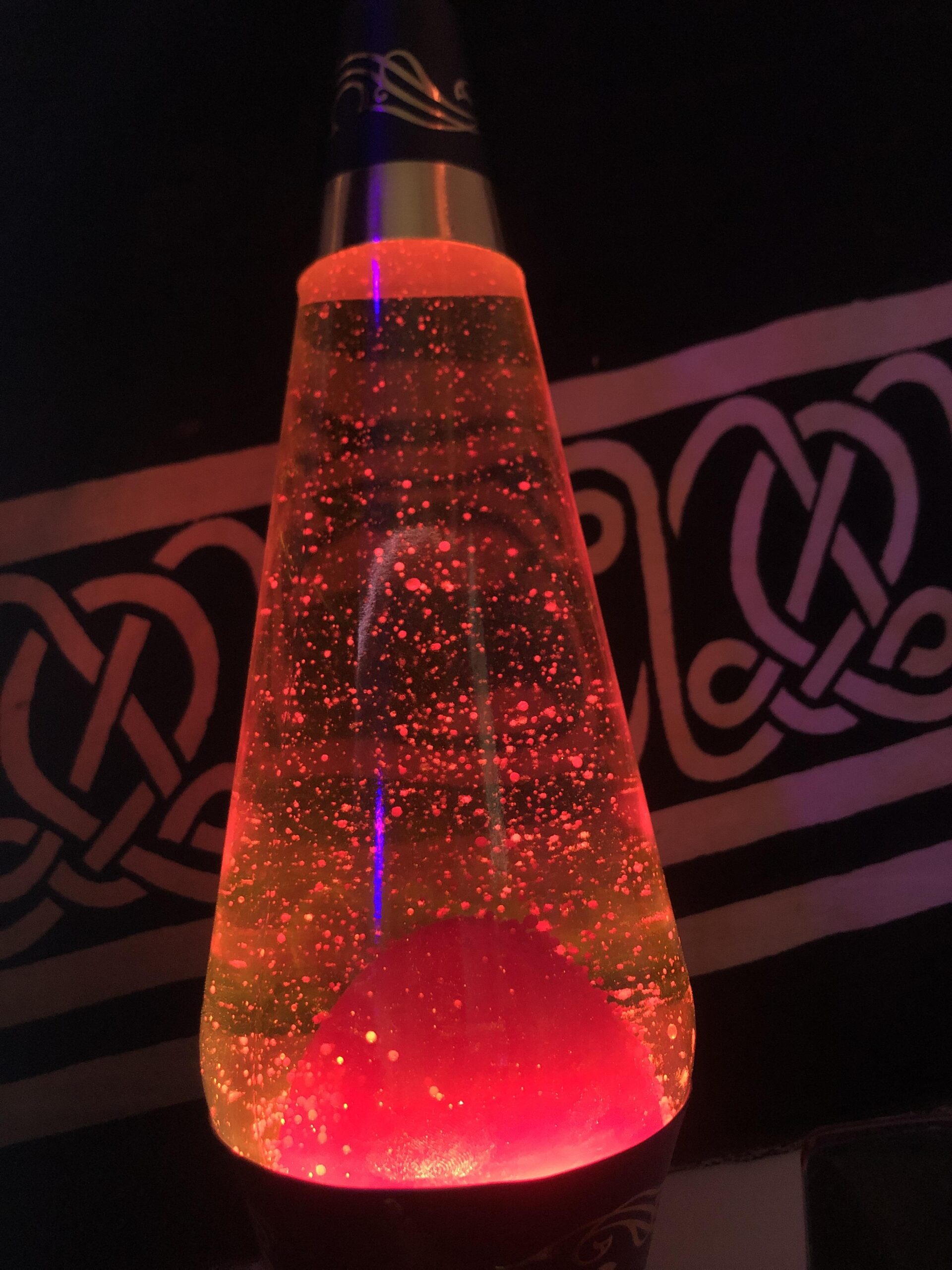 How to Fix a Lava Lamp After Shaking It