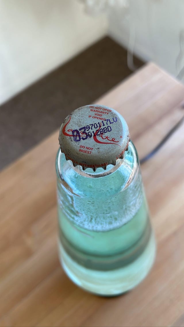 How to Identify Vintage Lava Lamp