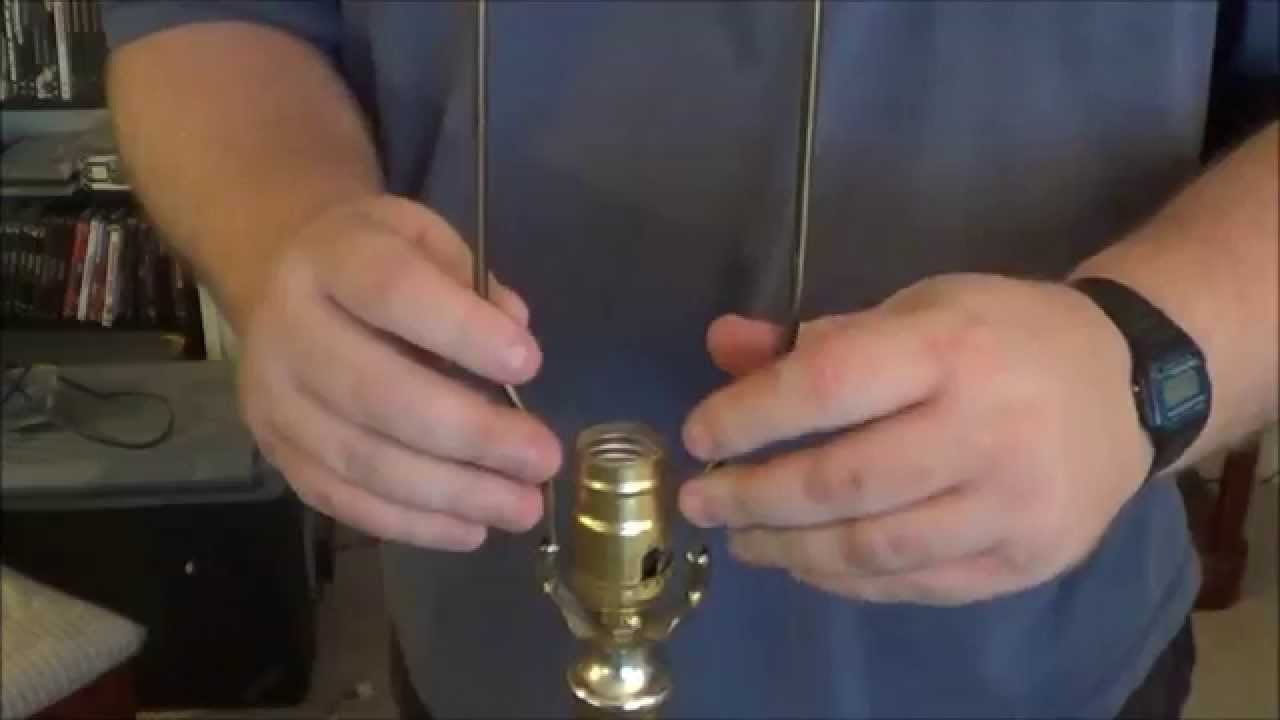 How to Replace a Table Lamp Socket