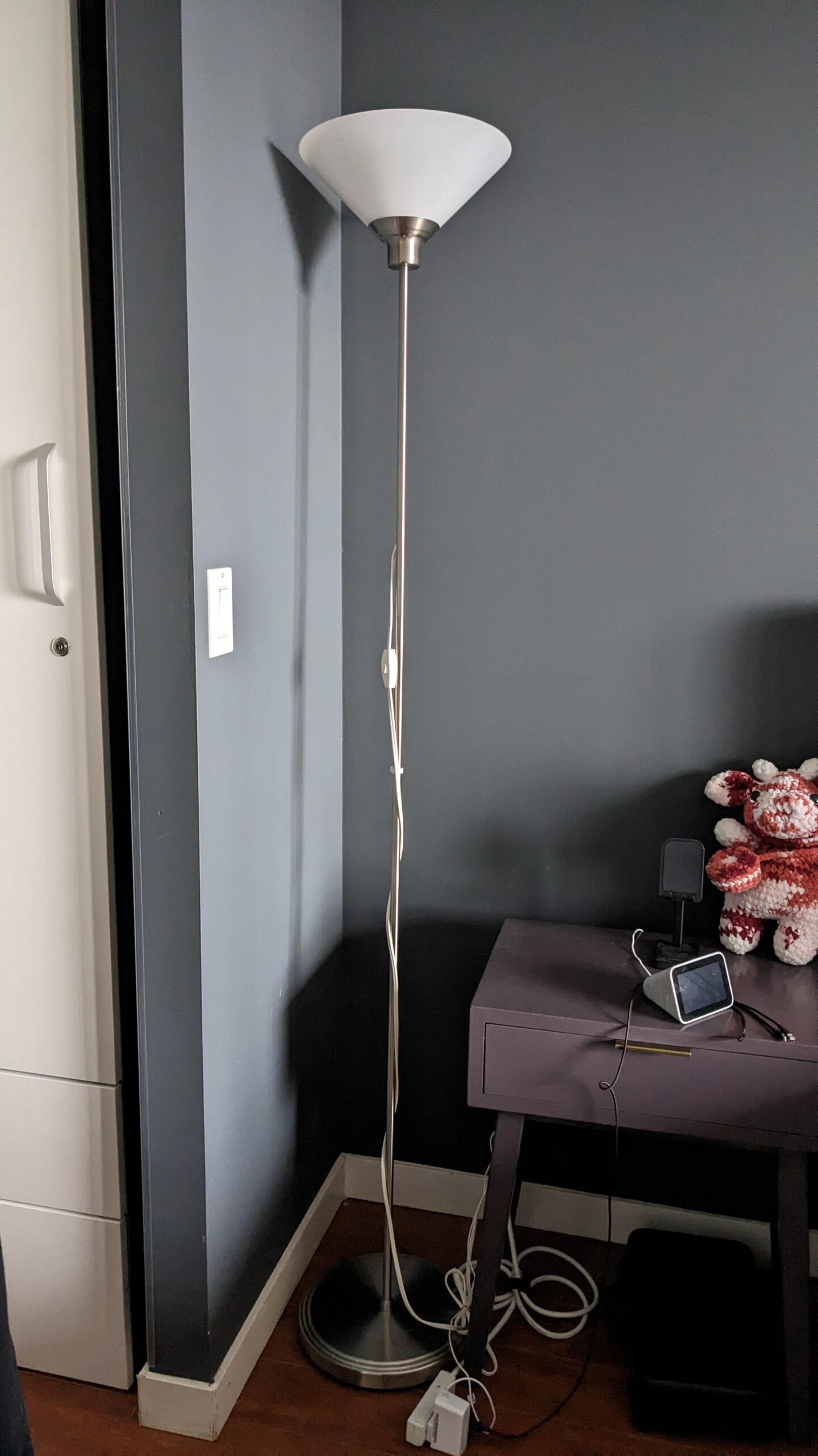 How to Tighten a Wobbly Floor Lamp
