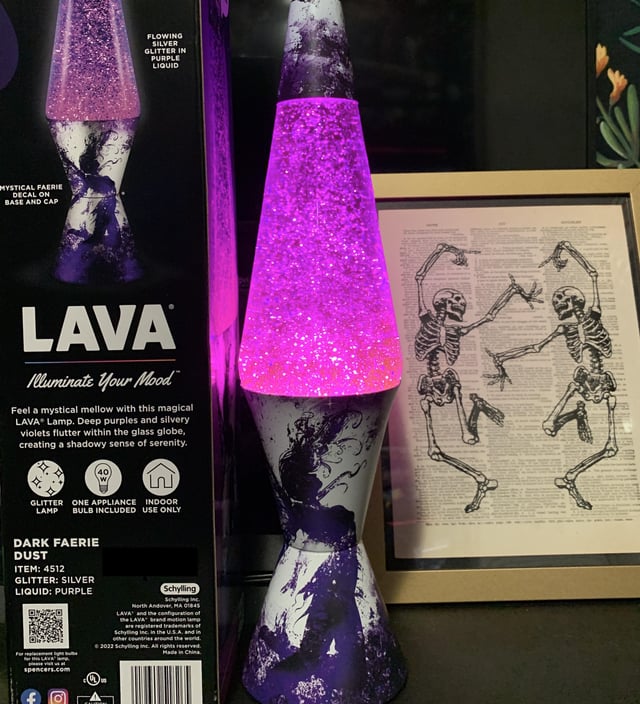 glitter lamp vs Lava Lamp Get the Main Difference In 2024